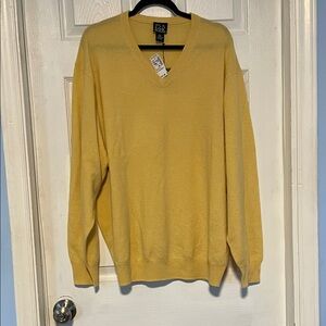 Jos. A. Bank V-Neck Sweater in Sunny Yellow
